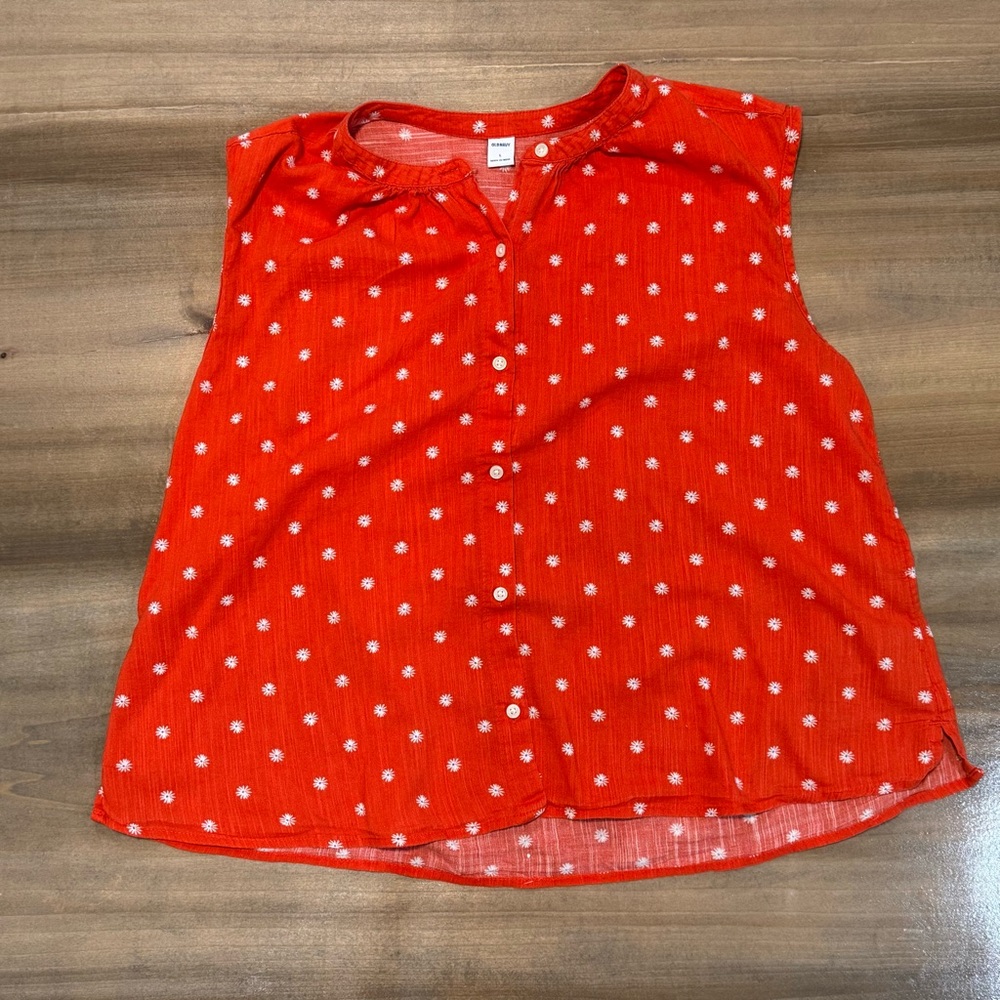 Old Navy Red Summer Casual Sleeveless Button Down Shirt READ